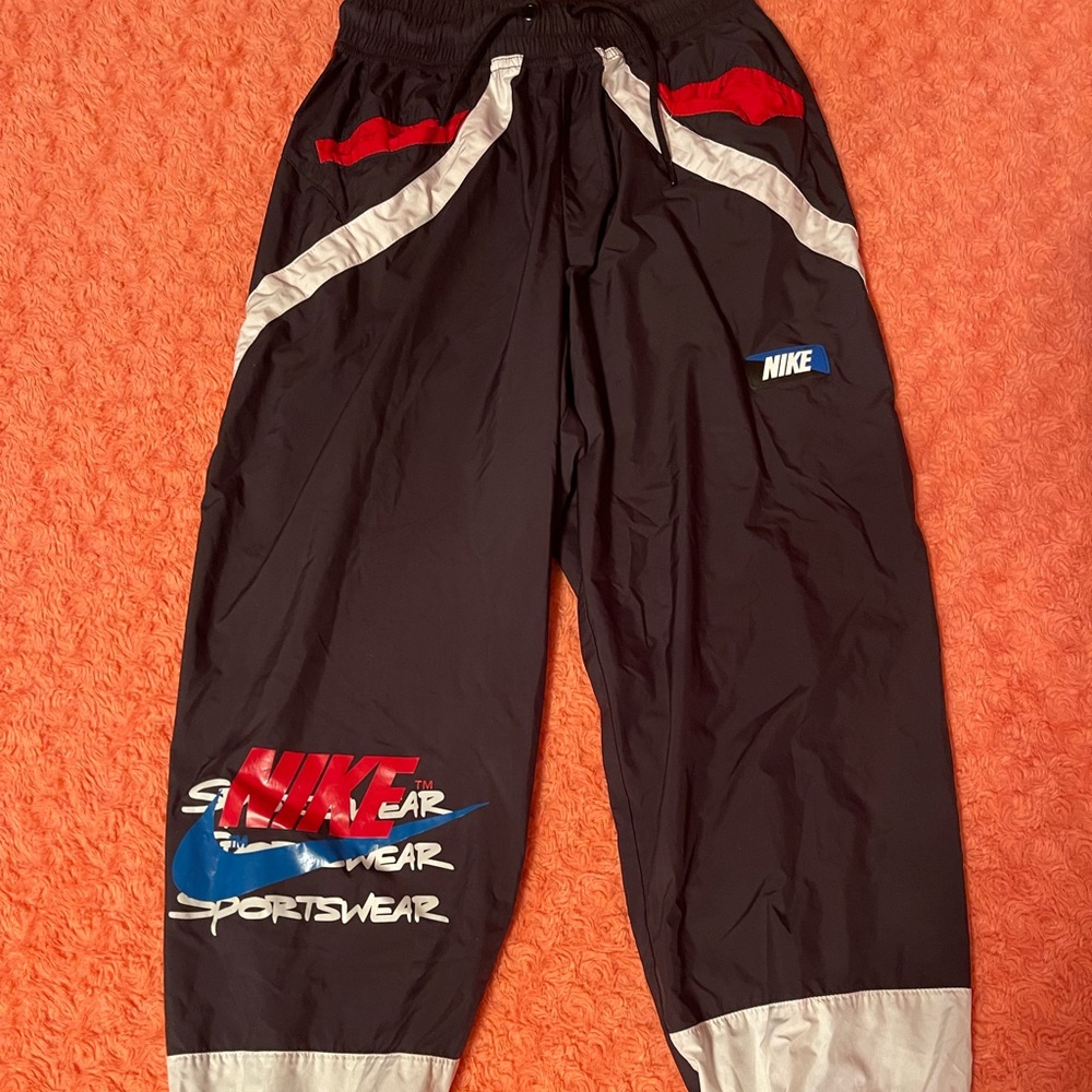 XS NIKE track pants bold style